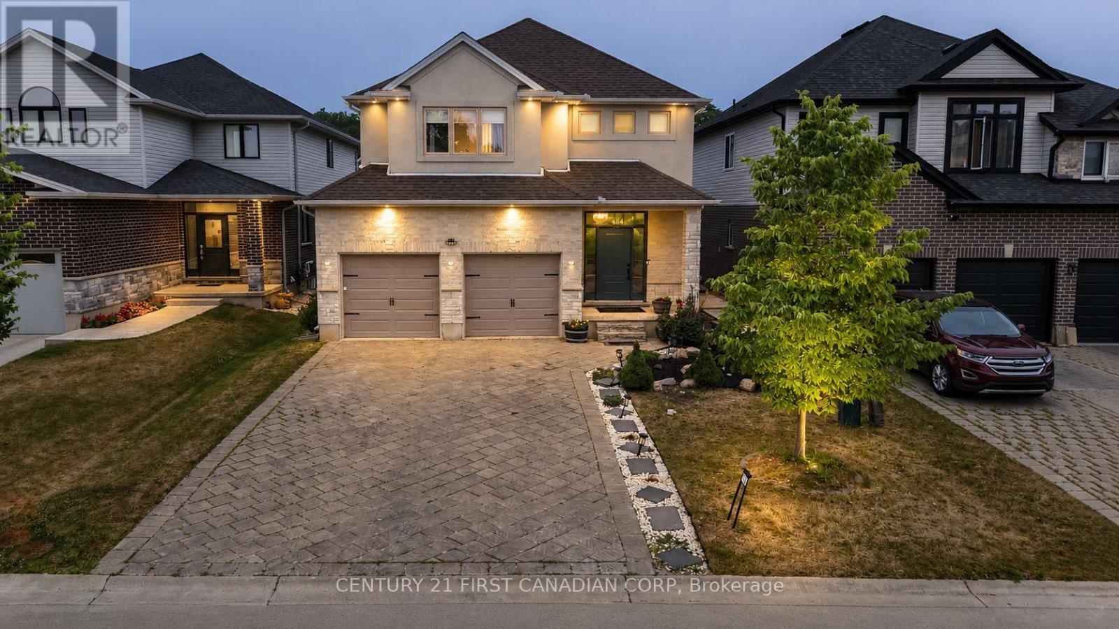 464 Jessica Way Road, London North, Ontario  N6H 5L4 - Photo 2 - X13573594