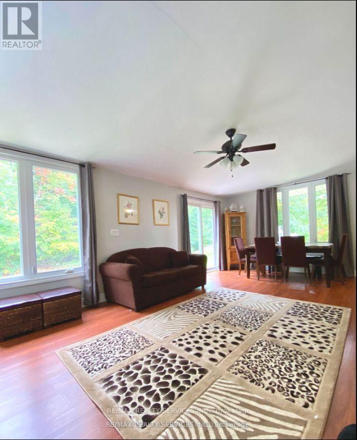4870 Mapleview Crescent, Port Colborne, Ontario  L0S 1R0 - Photo 3 - X13590558