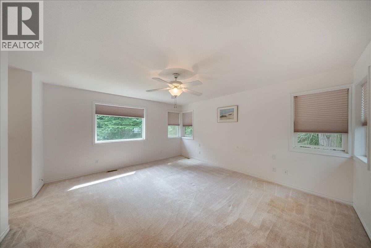 1325 Forest Road, Castlegar, British Columbia  V1N 3Y5 - Photo 40 - 10394902