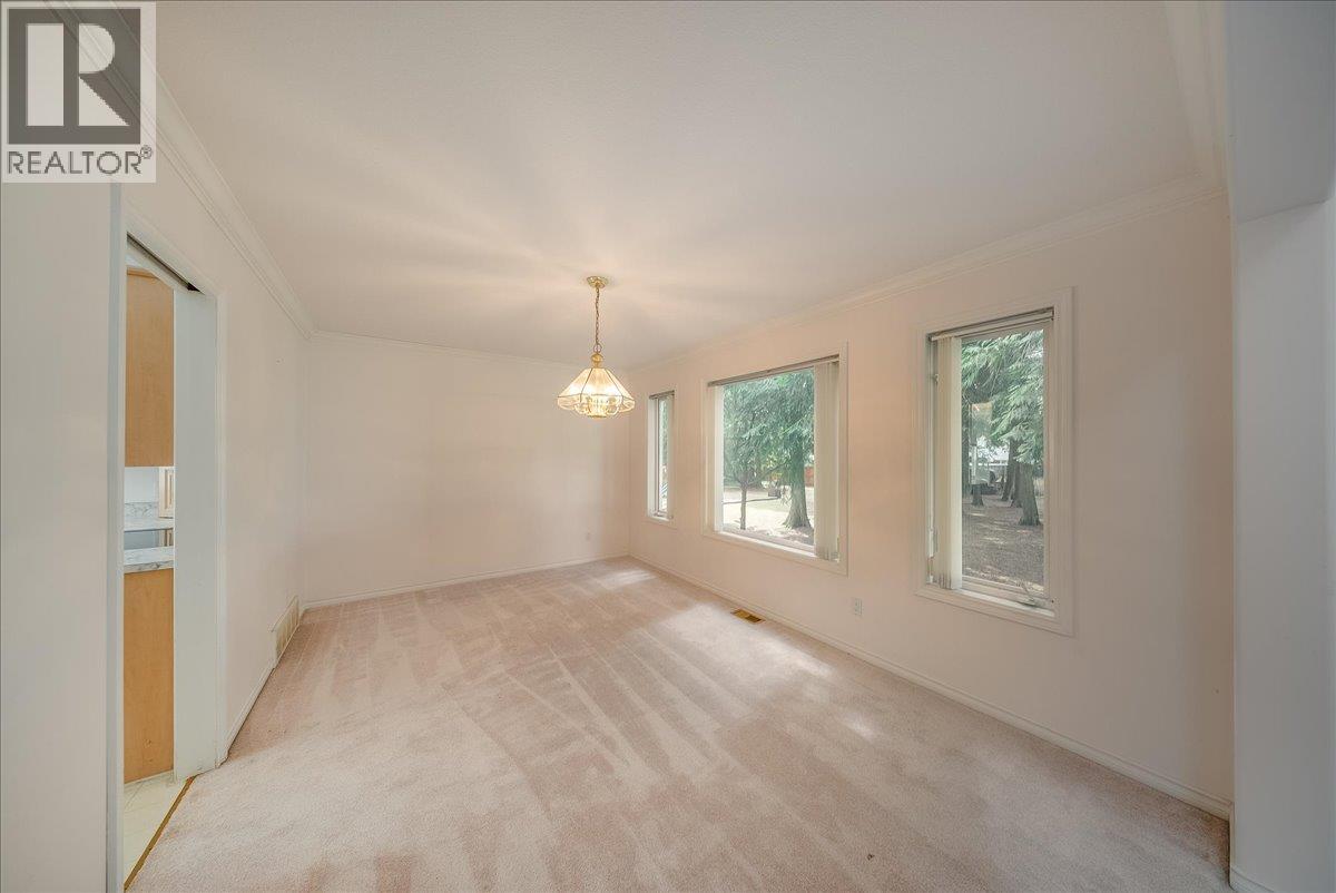 1325 Forest Road, Castlegar, British Columbia  V1N 3Y5 - Photo 18 - 10394902