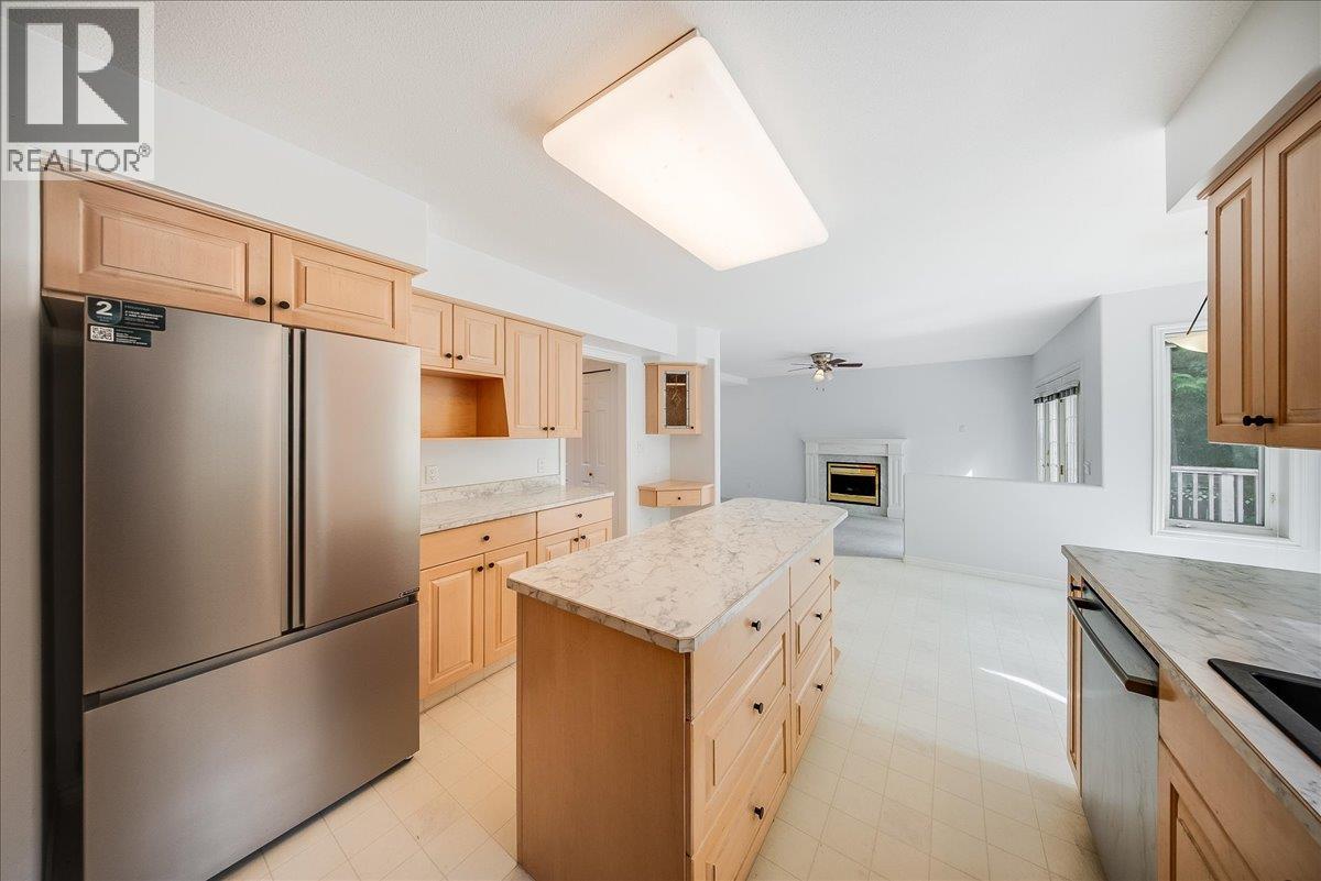 1325 Forest Road, Castlegar, British Columbia  V1N 3Y5 - Photo 21 - 10394902