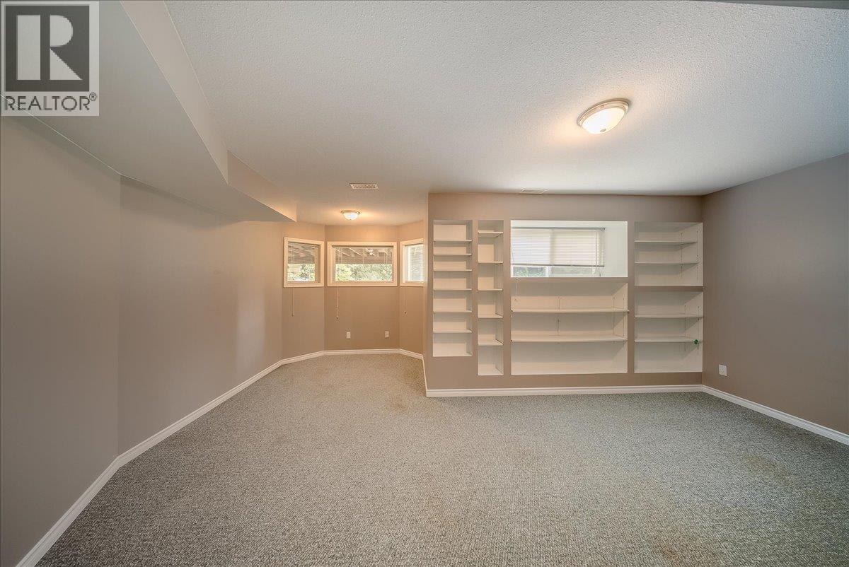 1325 Forest Road, Castlegar, British Columbia  V1N 3Y5 - Photo 49 - 10394902
