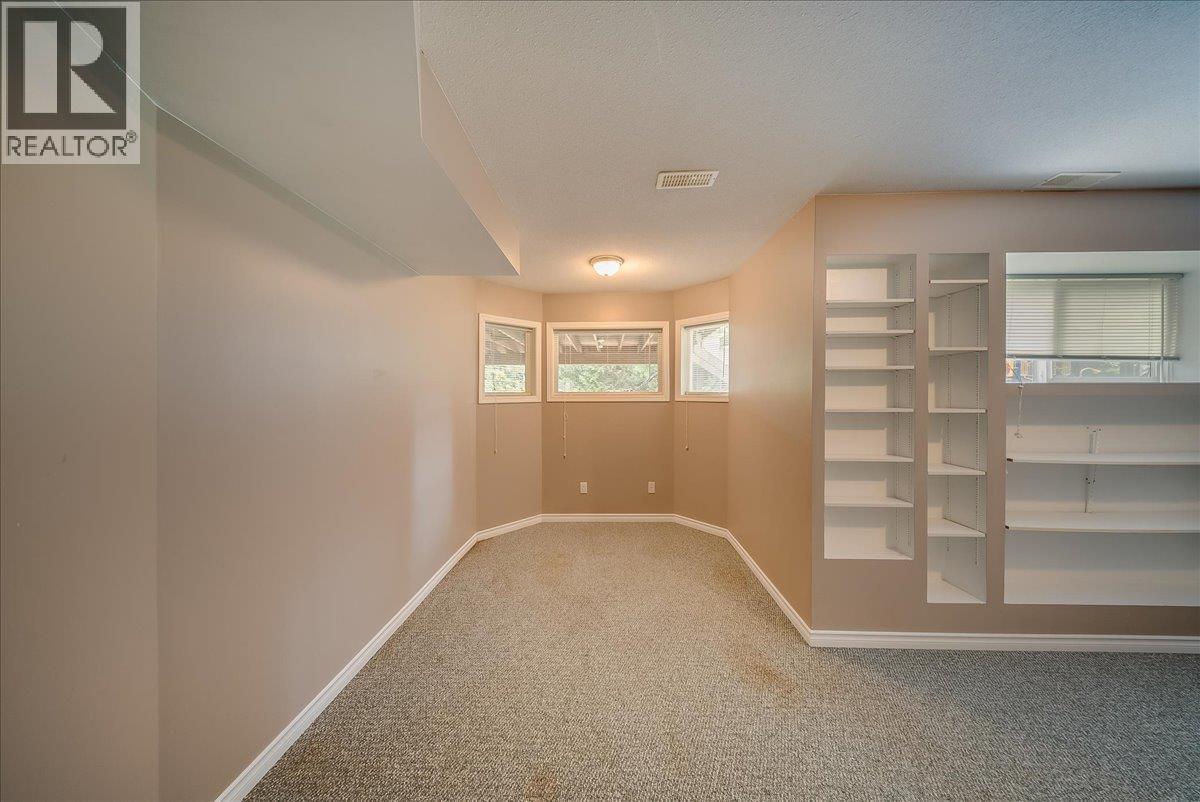 1325 Forest Road, Castlegar, British Columbia  V1N 3Y5 - Photo 51 - 10394902