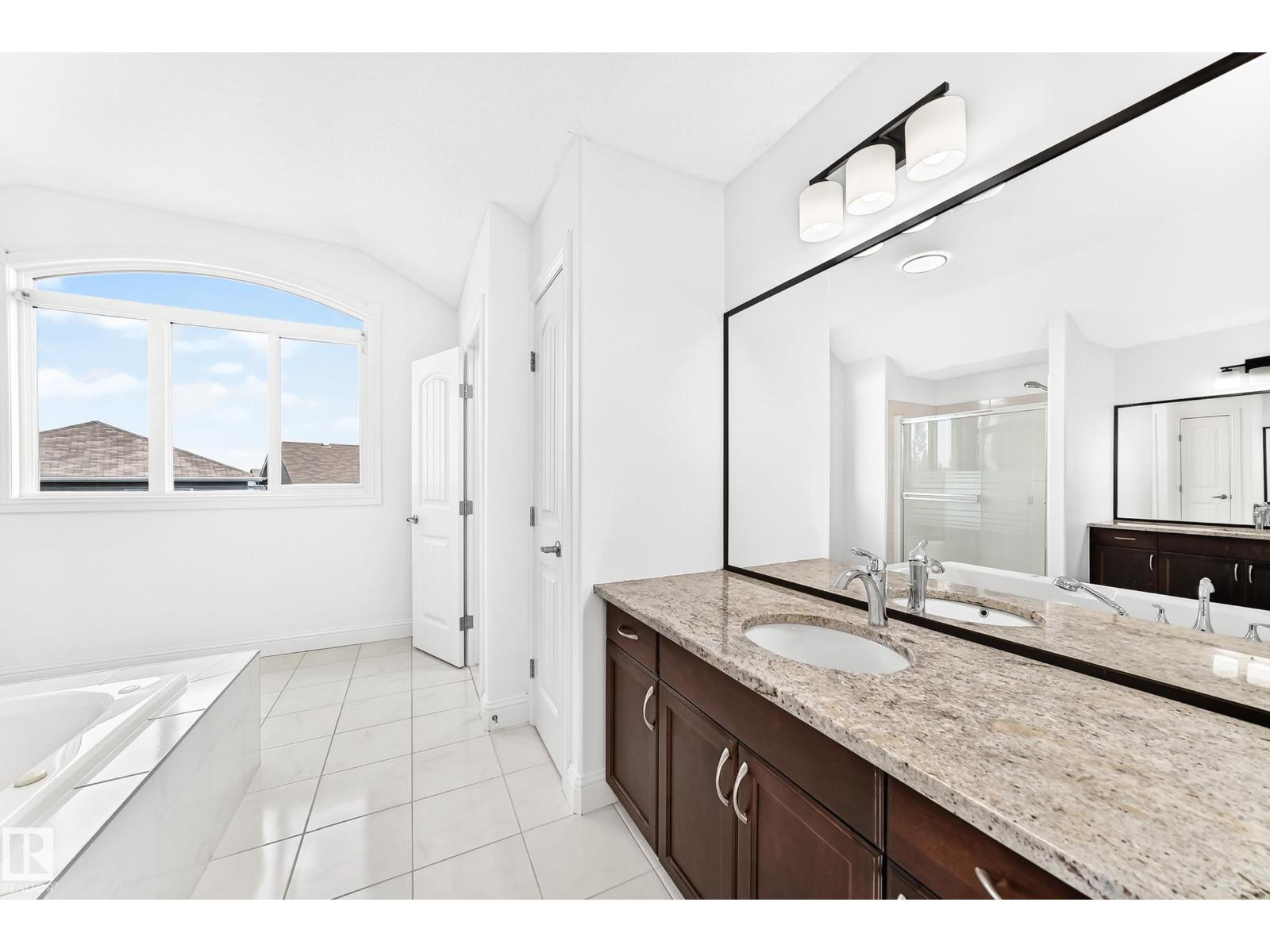 1663 Rutherford Rd SW, Edmonton, Alberta  T6W 2E5 - Photo 36 - E4499616