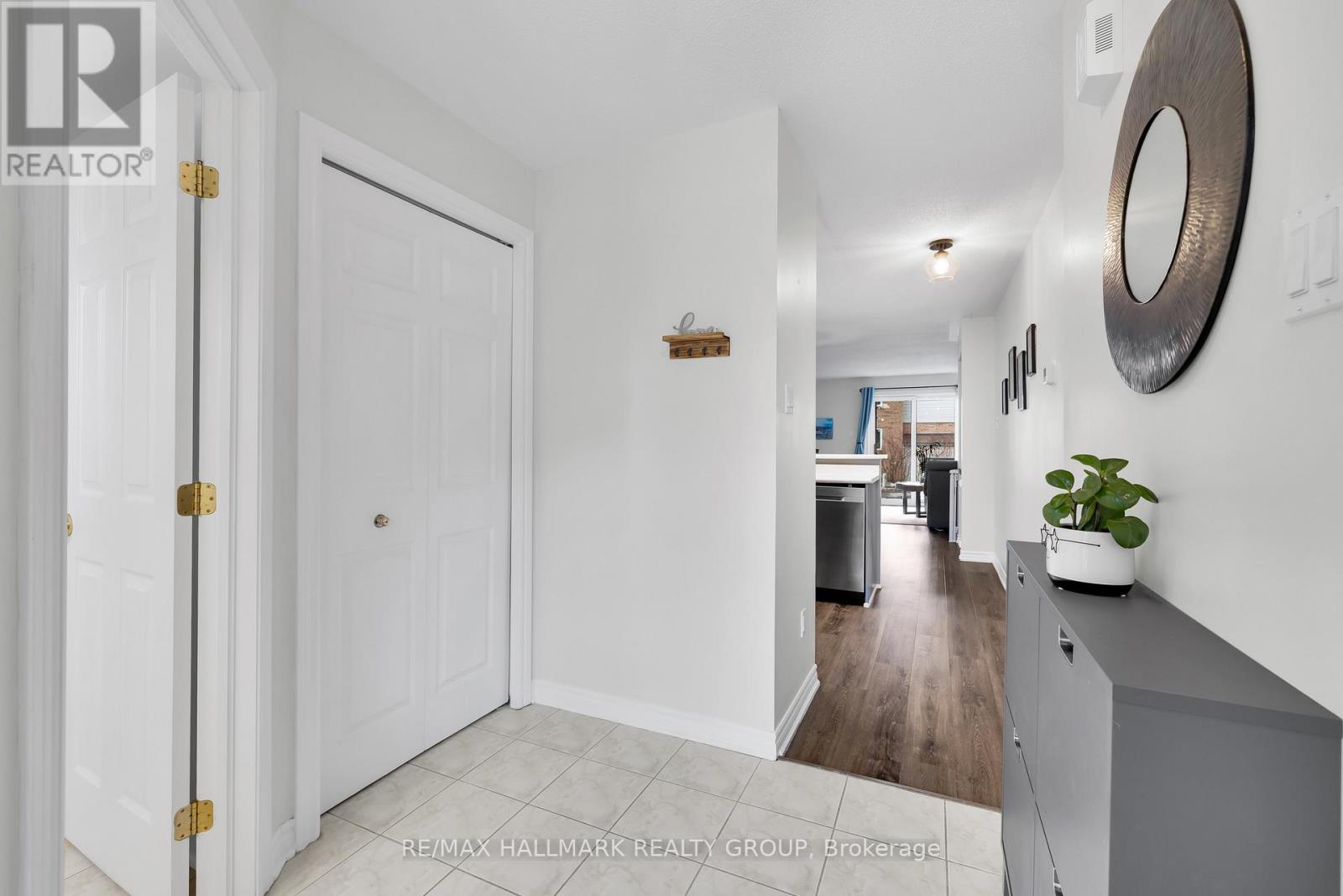 1344 Guthrie Street, Ottawa, Ontario  K2H 1G8 - Photo 2 - X13590574