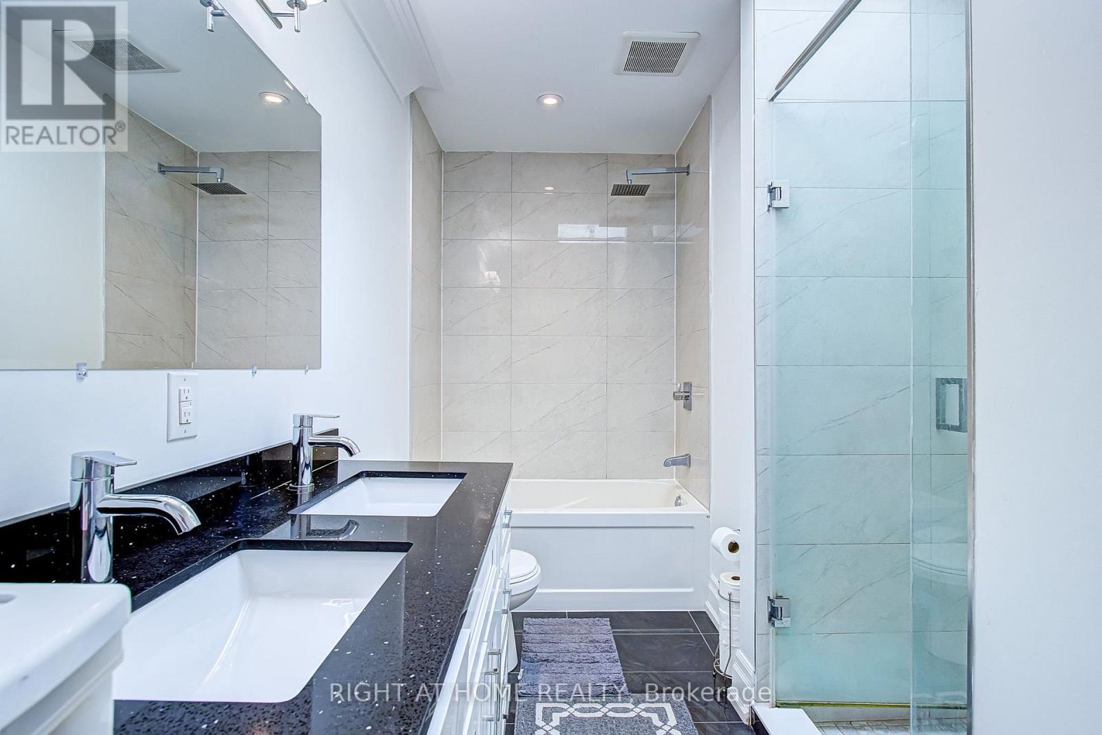67 Scarborough Heights Boulevard, Toronto, Ontario  M1M 2V5 - Photo 28 - E13521506