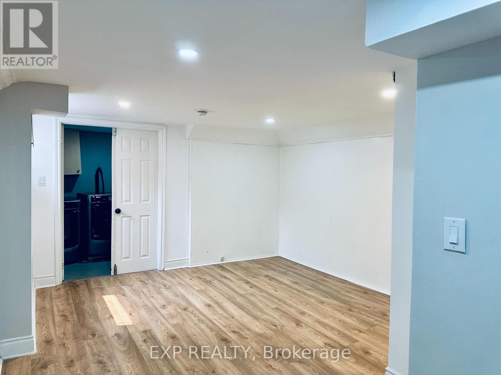 #2b - 1374 Charles Drive, Burlington, Ontario L7P 2C9 - Photo 17 - W13590432