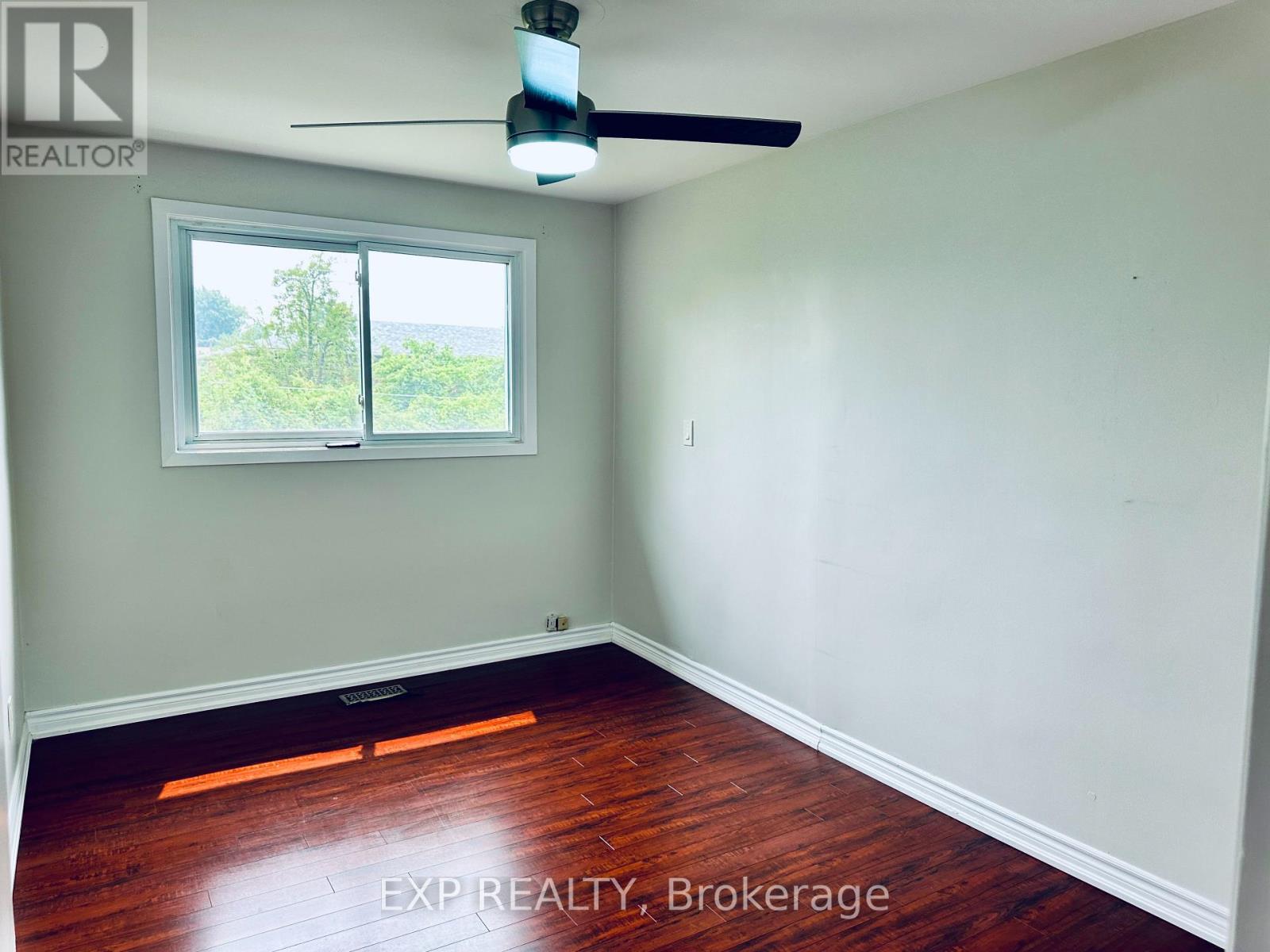 #2b - 1374 Charles Drive, Burlington, Ontario L7P 2C9 - Photo 13 - W13590432