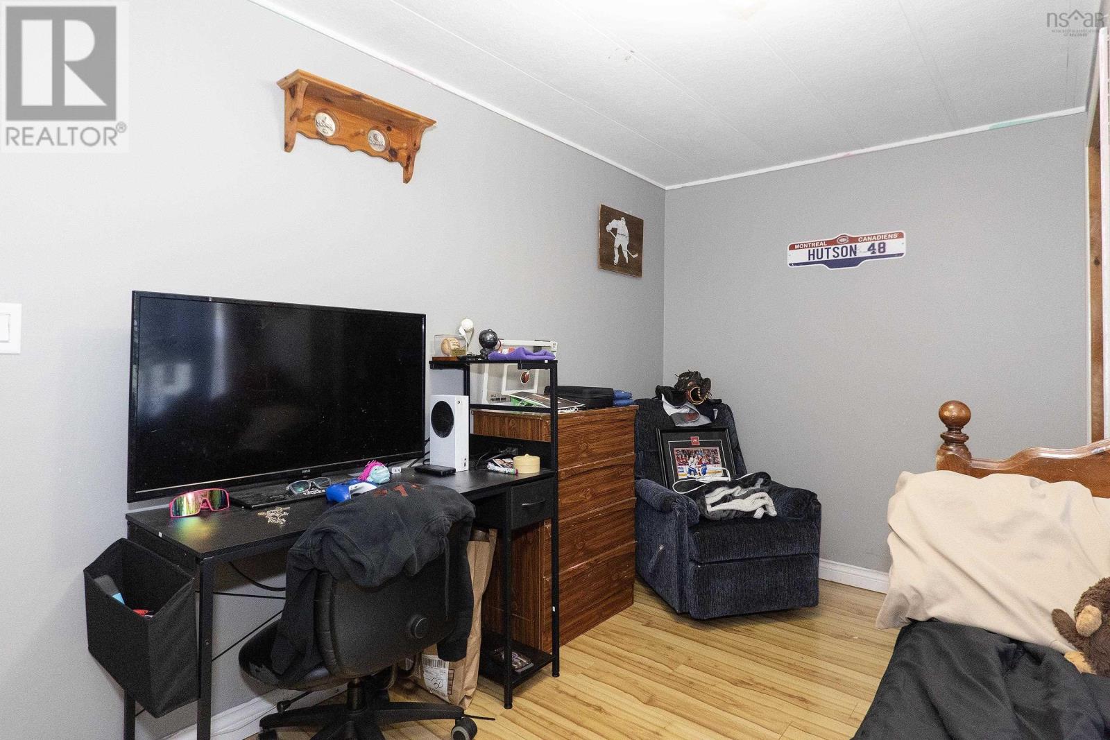 16 Lorne Crescent, Amherst, Nova Scotia  B4H 4B7 - Photo 25 - 202612911