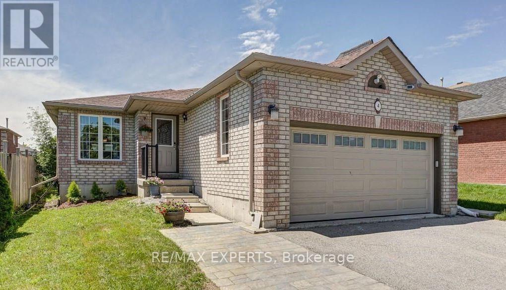 UPPER - 4 AMBLER BAY, Barrie, Ontario