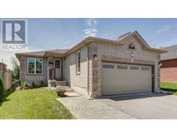 UPPER - 4 AMBLER BAY, Barrie, Ontario