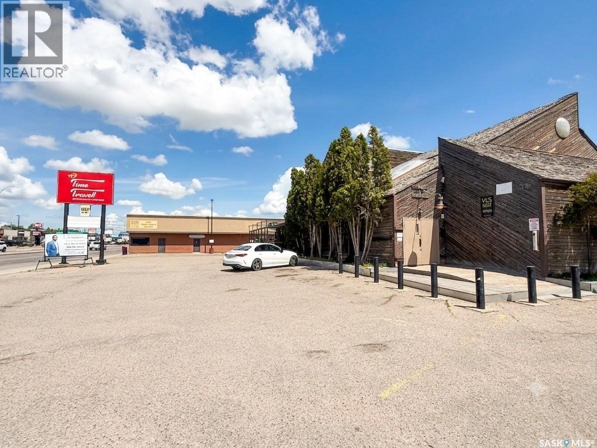 379 Albert Street, Regina, Saskatchewan  S4R 2N6 - Photo 1 - SK042862