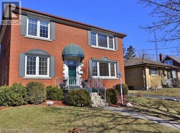 92 PATTANDON Avenue Unit# C, Kitchener, Ontario
