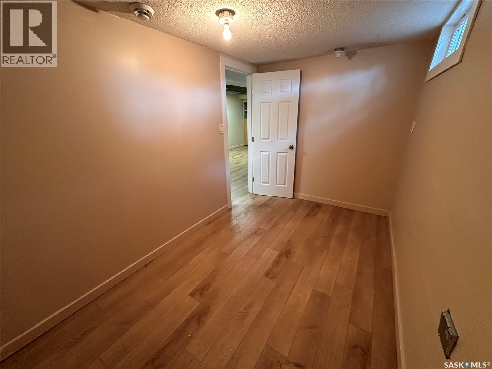 1106 10th Avenue E, Regina, Saskatchewan  S4N 0J2 - Photo 16 - SK042551