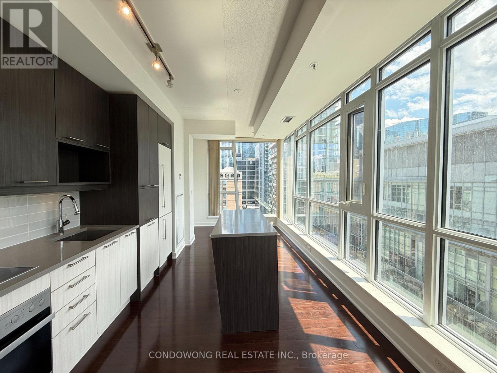 1504 - 30 NELSON STREET, Toronto, Ontario