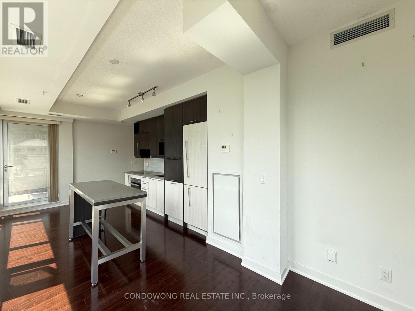 1504 - 30 Nelson Street, Toronto, Ontario  M5V 0H5 - Photo 4 - C13590656