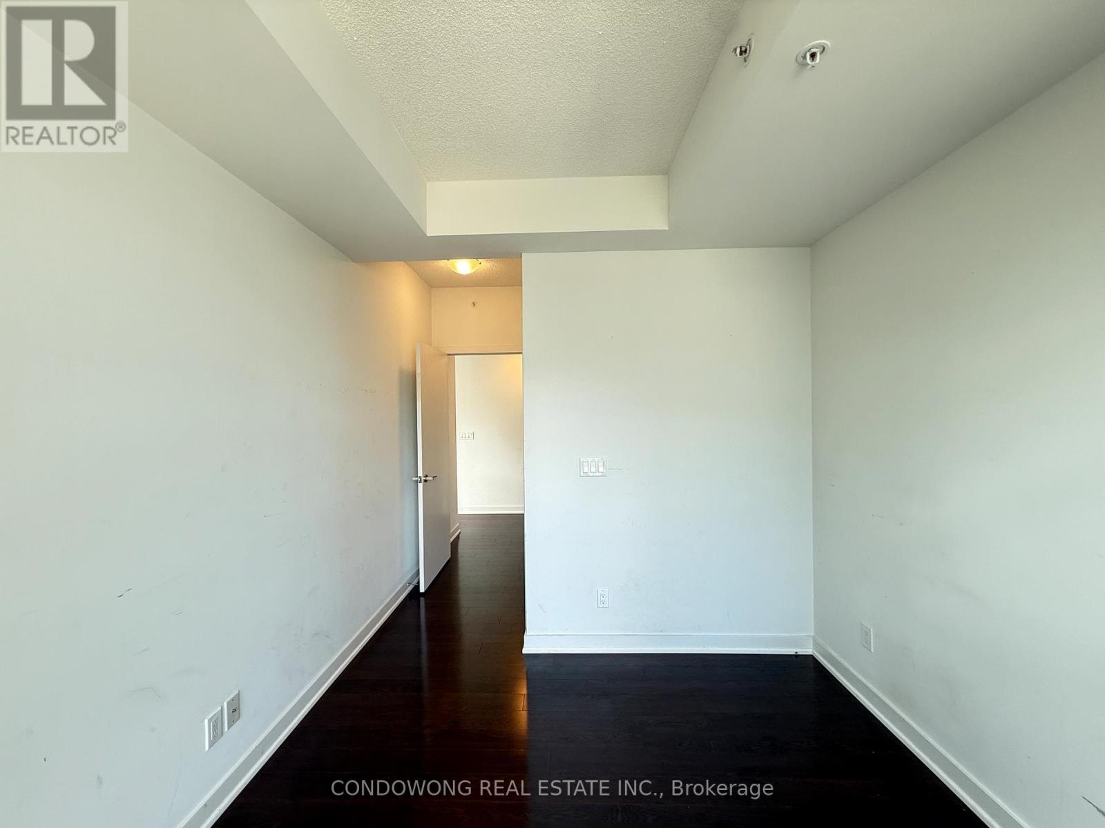 1504 - 30 Nelson Street, Toronto, Ontario  M5V 0H5 - Photo 6 - C13590656