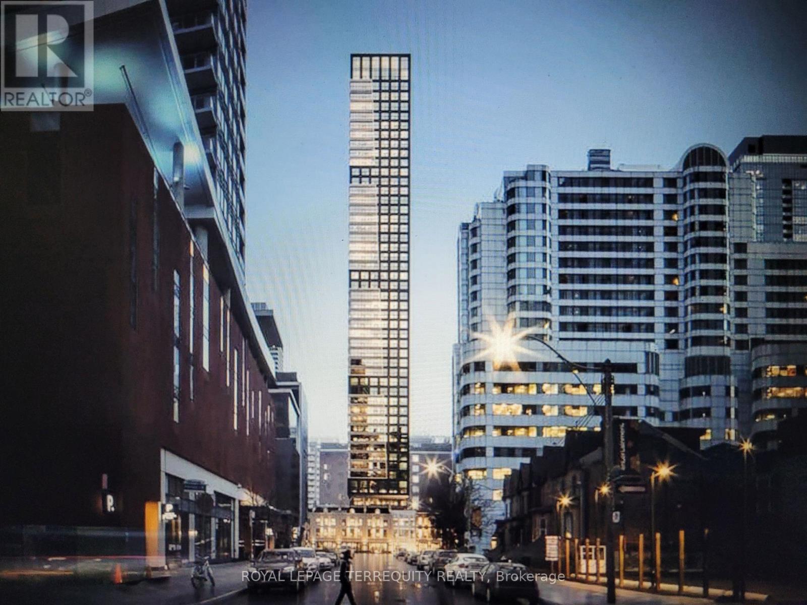 1301 - 327 King Street W, Toronto, Ontario  M5V 0W7 - Photo 3 - C13590742