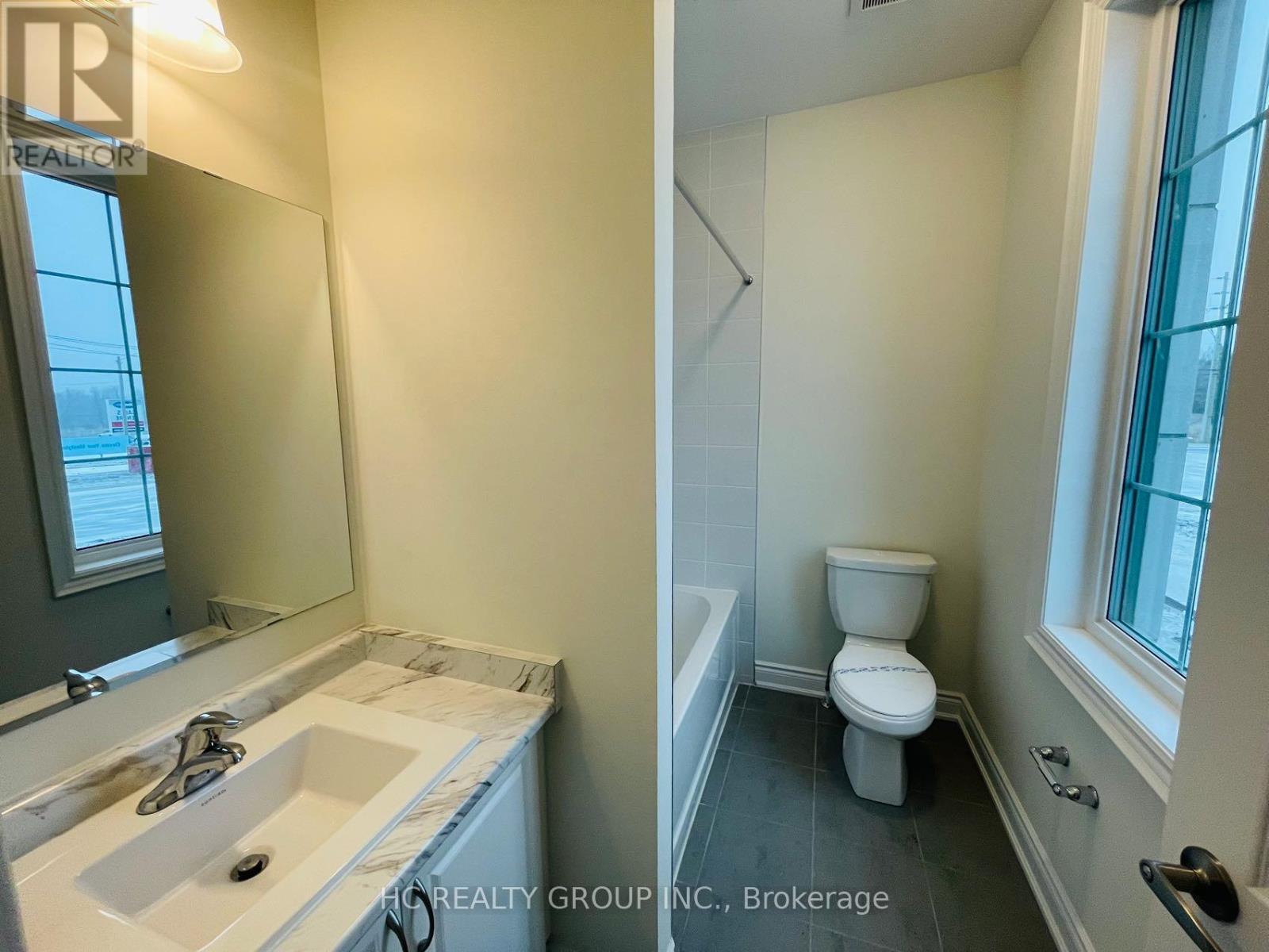 117 Thomas Frisby Jr. Crescent, Markham, Ontario  L6C 3L2 - Photo 3 - N13590748