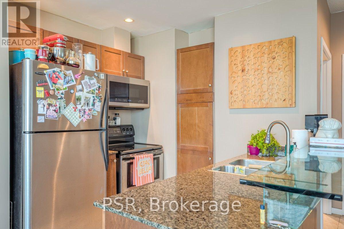 13 - 208 Queens Quay West, Toronto, Ontario M5J 2Y5 - Photo 10 - C13589452