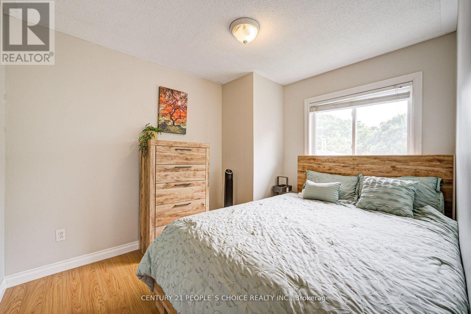 83 Corey Circle, Halton Hills, Ontario  L7G 5L8 - Photo 19 - W13590688