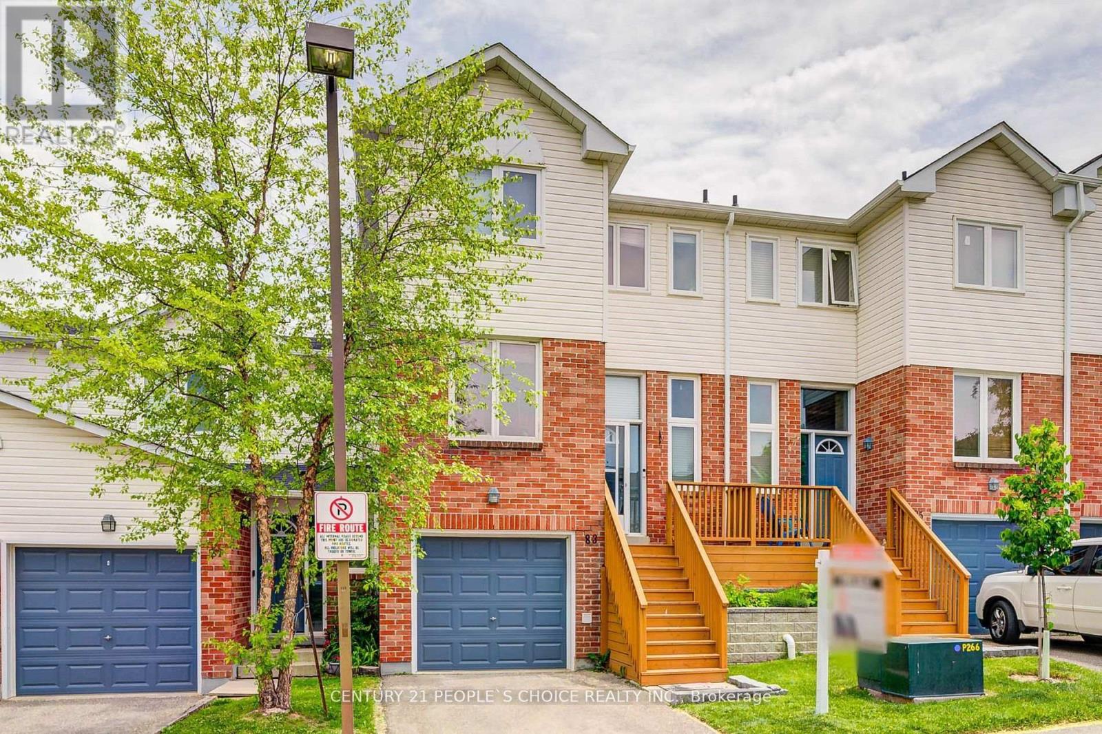 83 Corey Circle, Halton Hills, Ontario  L7G 5L8 - Photo 2 - W13590688