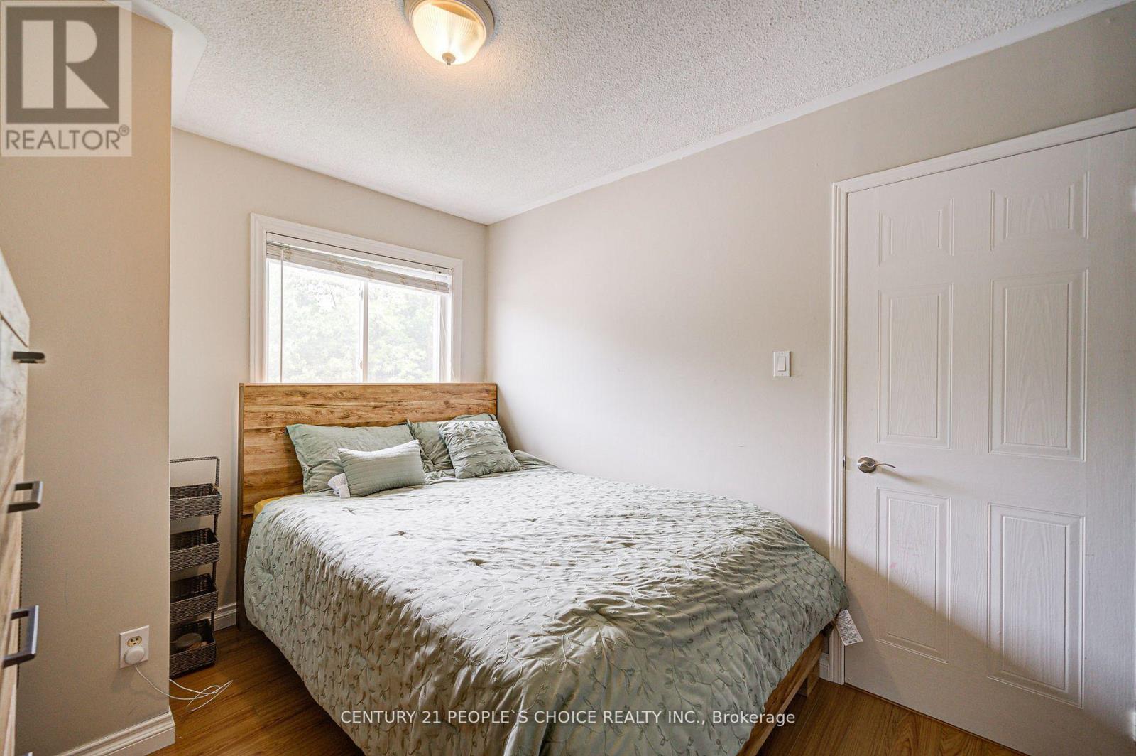 83 Corey Circle, Halton Hills, Ontario  L7G 5L8 - Photo 20 - W13590688