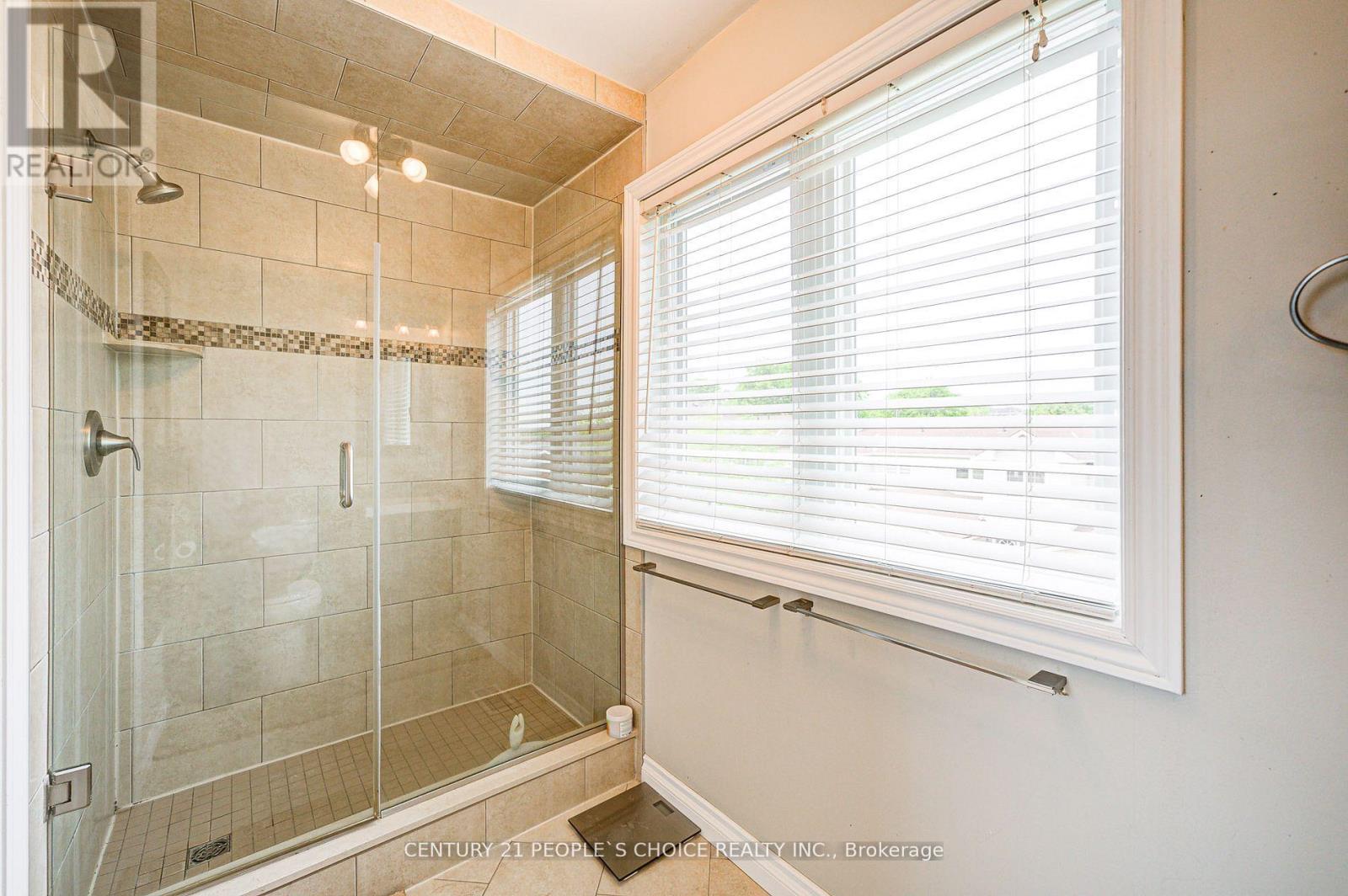83 Corey Circle, Halton Hills, Ontario  L7G 5L8 - Photo 31 - W13590688