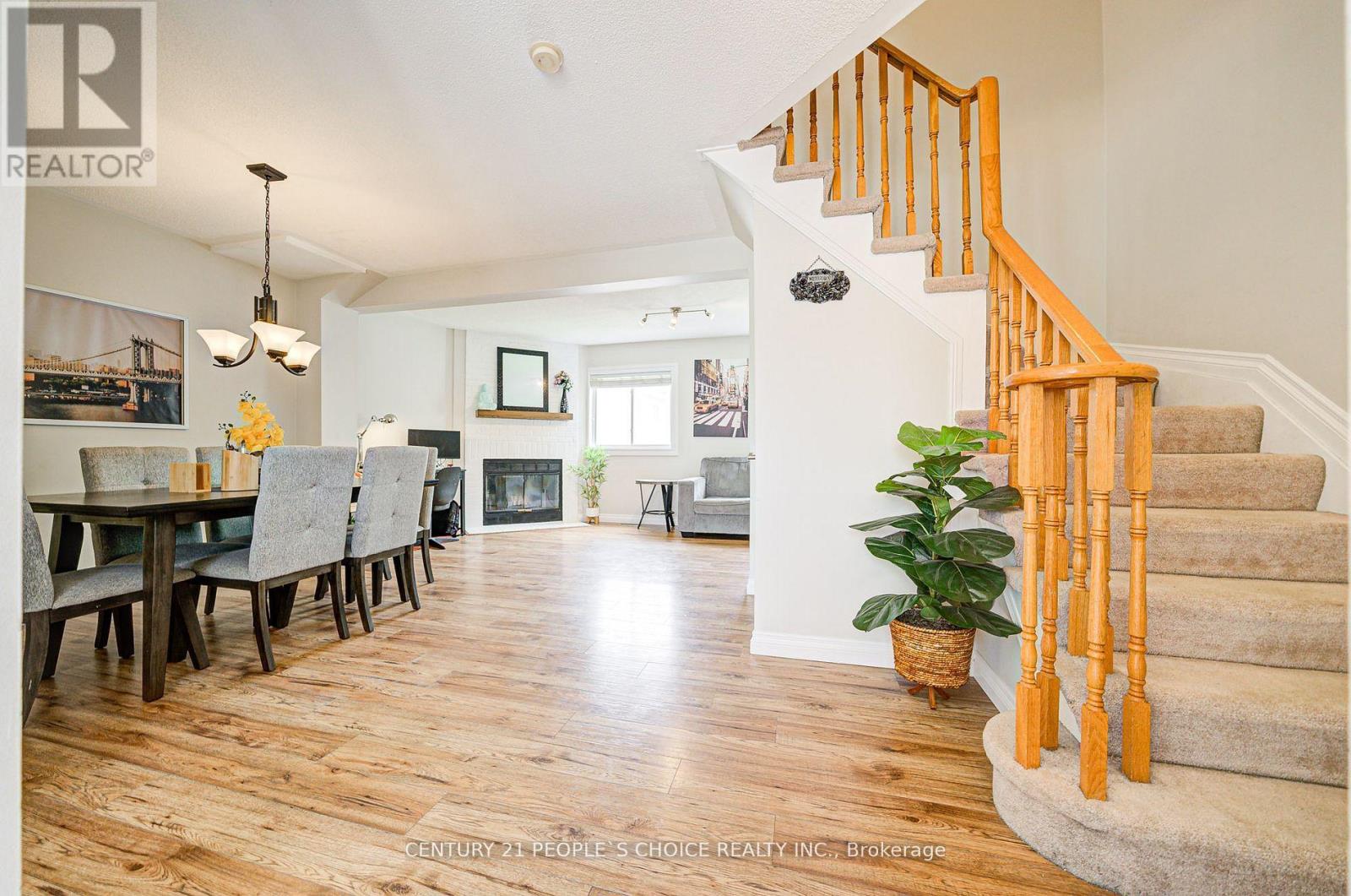 83 Corey Circle, Halton Hills, Ontario  L7G 5L8 - Photo 6 - W13590688