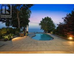 102 CUMBERLAND DRIVE, Mississauga, Ontario