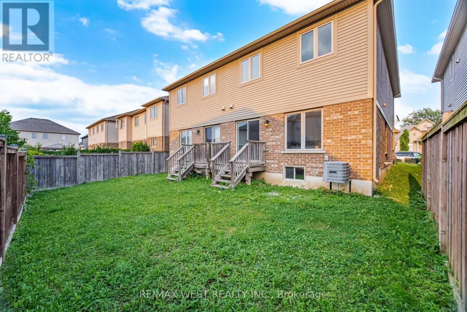 137 Echovalley Drive, Hamilton, Ontario  L8J 0H1 - Photo 36 - X13590720
