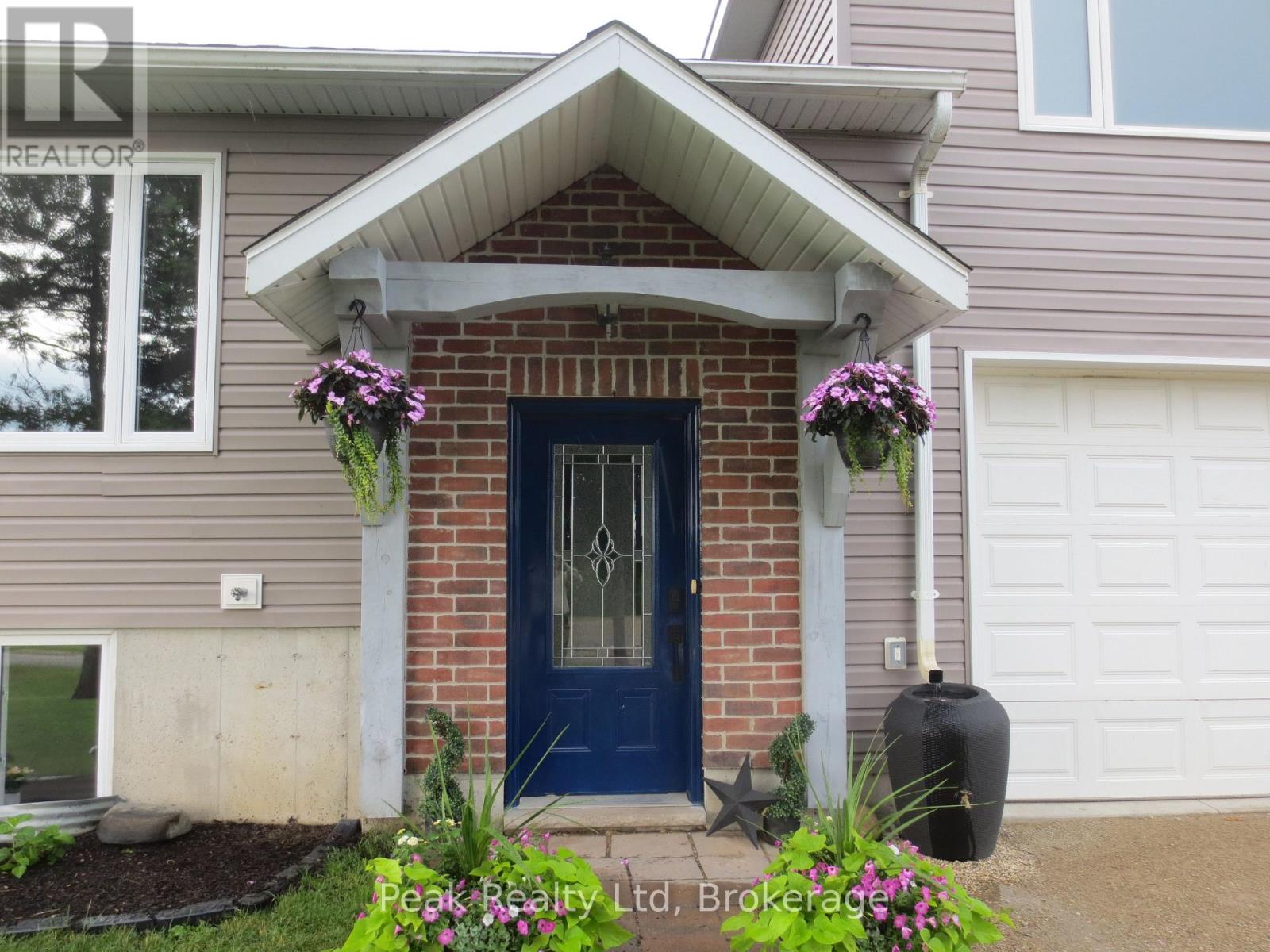 5773 Highway 23 Highway, Minto, Ontario  N0G 1Z0 - Photo 2 - X13582474