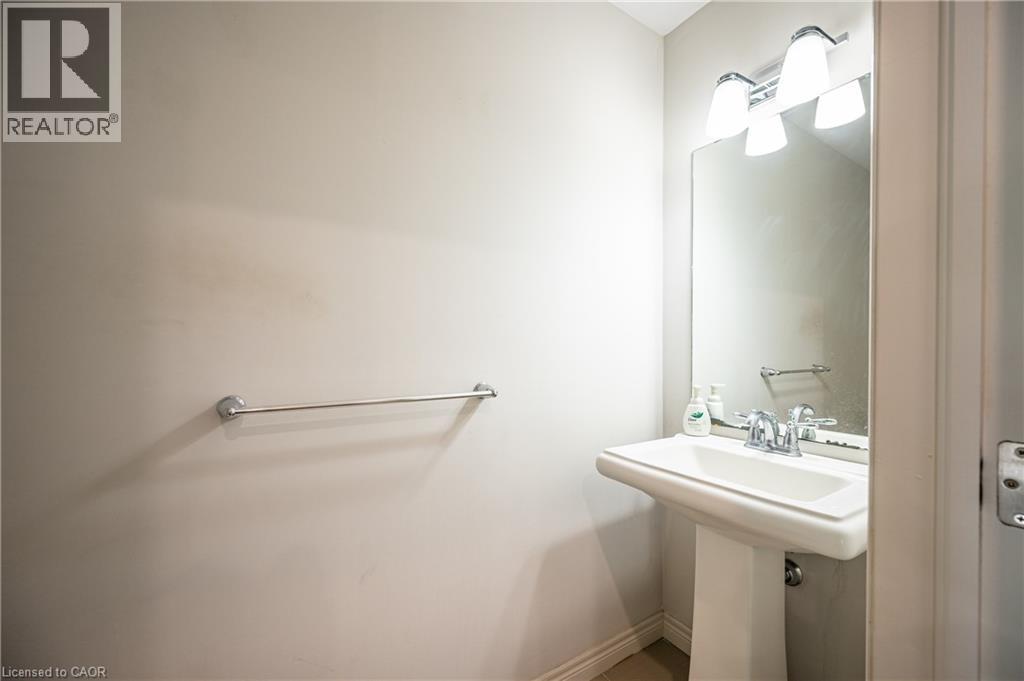 5 Whitehaven Lane, Kitchener, Ontario  N2H 0B3 - Photo 17 - 40849954