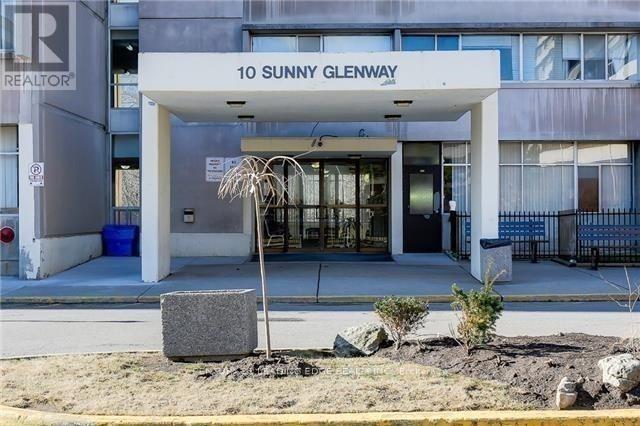 1110 - 10 SUNNY GLENWAY, Toronto, Ontario