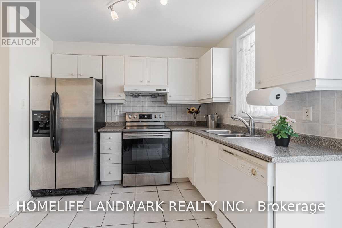 66k Finch Avenue W, Toronto, Ontario  M2N 2H4 - Photo 4 - C13590838
