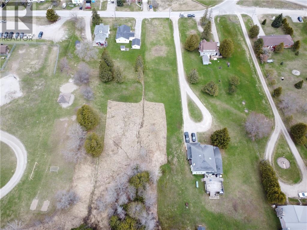 29 Hall Street, Gore Bay, Ontario  P0P 1H0 - Photo 10 - 2129367