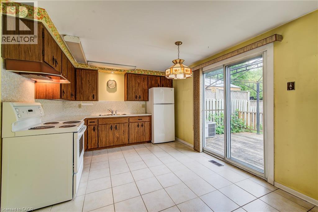76 Pepperwood Crescent, Kitchener, Ontario  N2A 2R3 - Photo 11 - 40839993