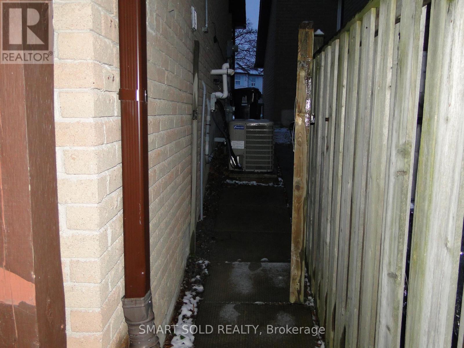 Basement - 54 Muirlands Drive, Toronto, Ontario  M1V 2B4 - Photo 13 - E13590774