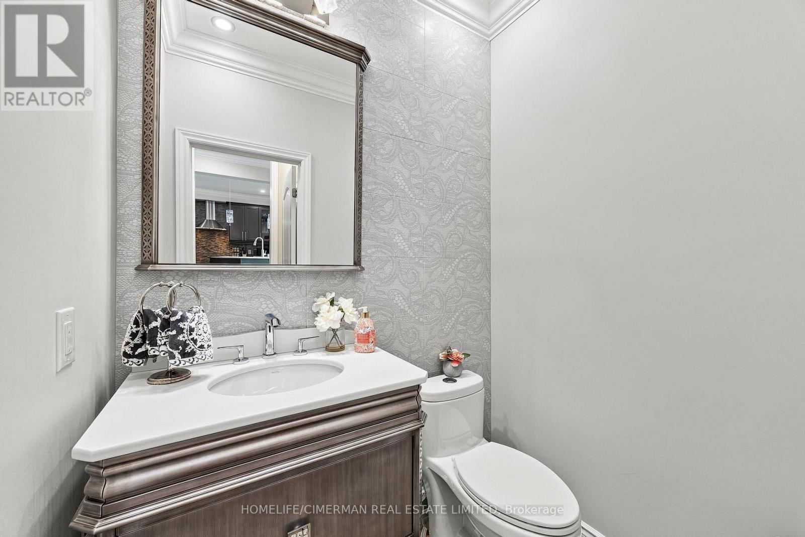 5 Pheasant Drive, Richmond Hill, Ontario  L4E 3S9 - Photo 24 - N13590778