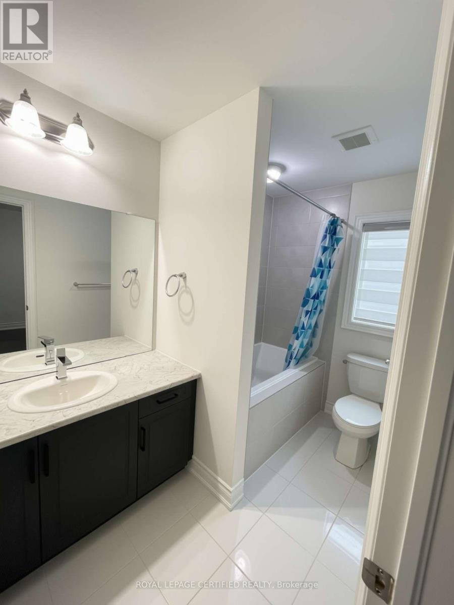 240 Seaview Heights, East Gwillimbury, Ontario  L9N 0S3 - Photo 17 - N13590814