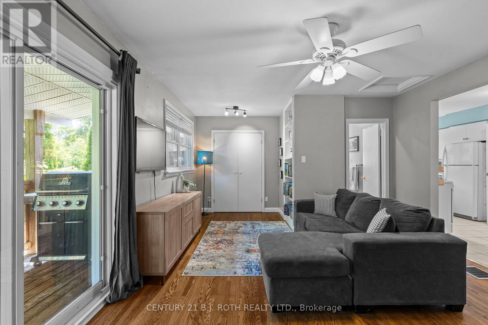 7 Vine Street, Barrie (Sunnidale), Ontario  L4N 2B1 - Photo 12 - S13590822