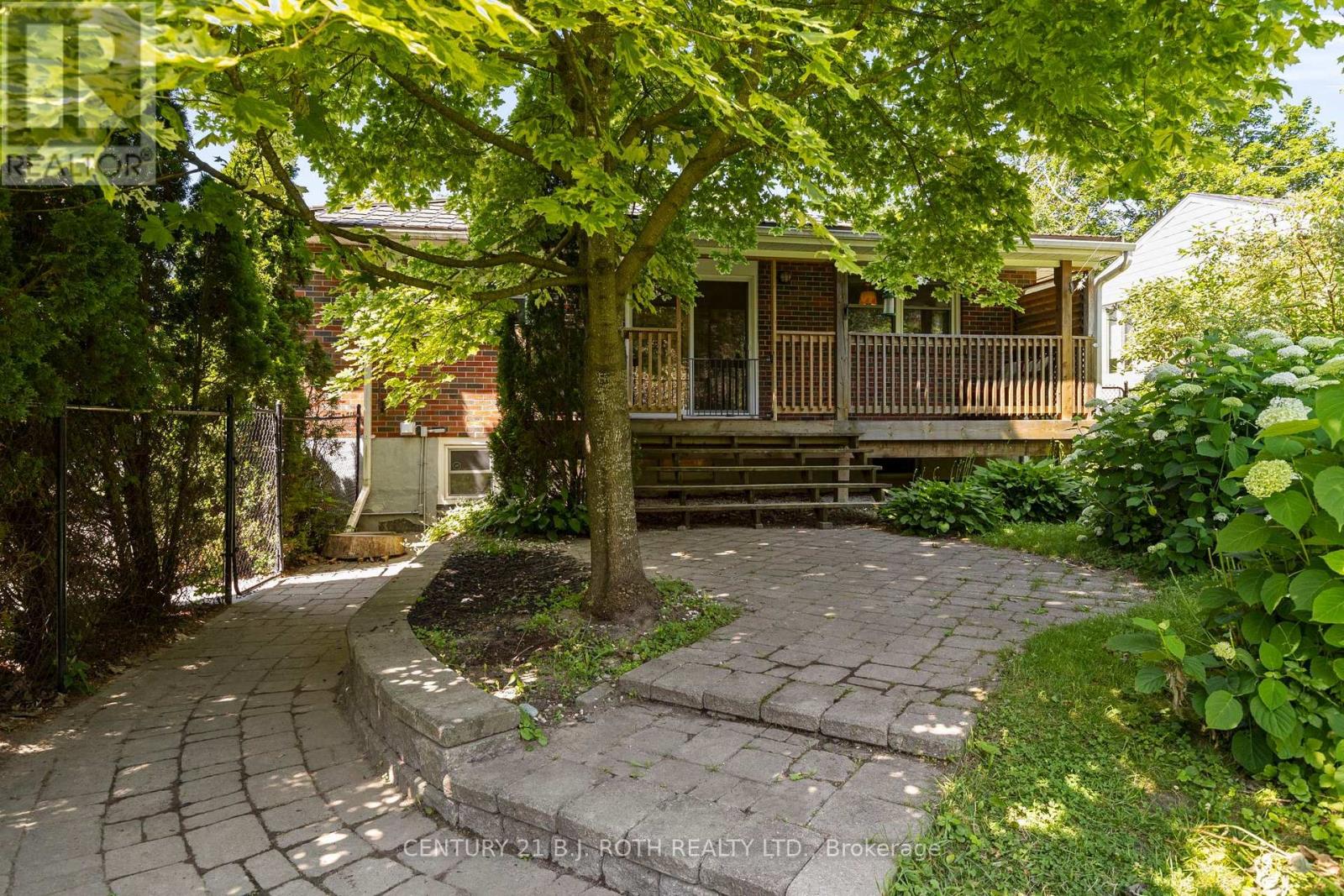 7 Vine Street, Barrie (Sunnidale), Ontario  L4N 2B1 - Photo 27 - S13590822