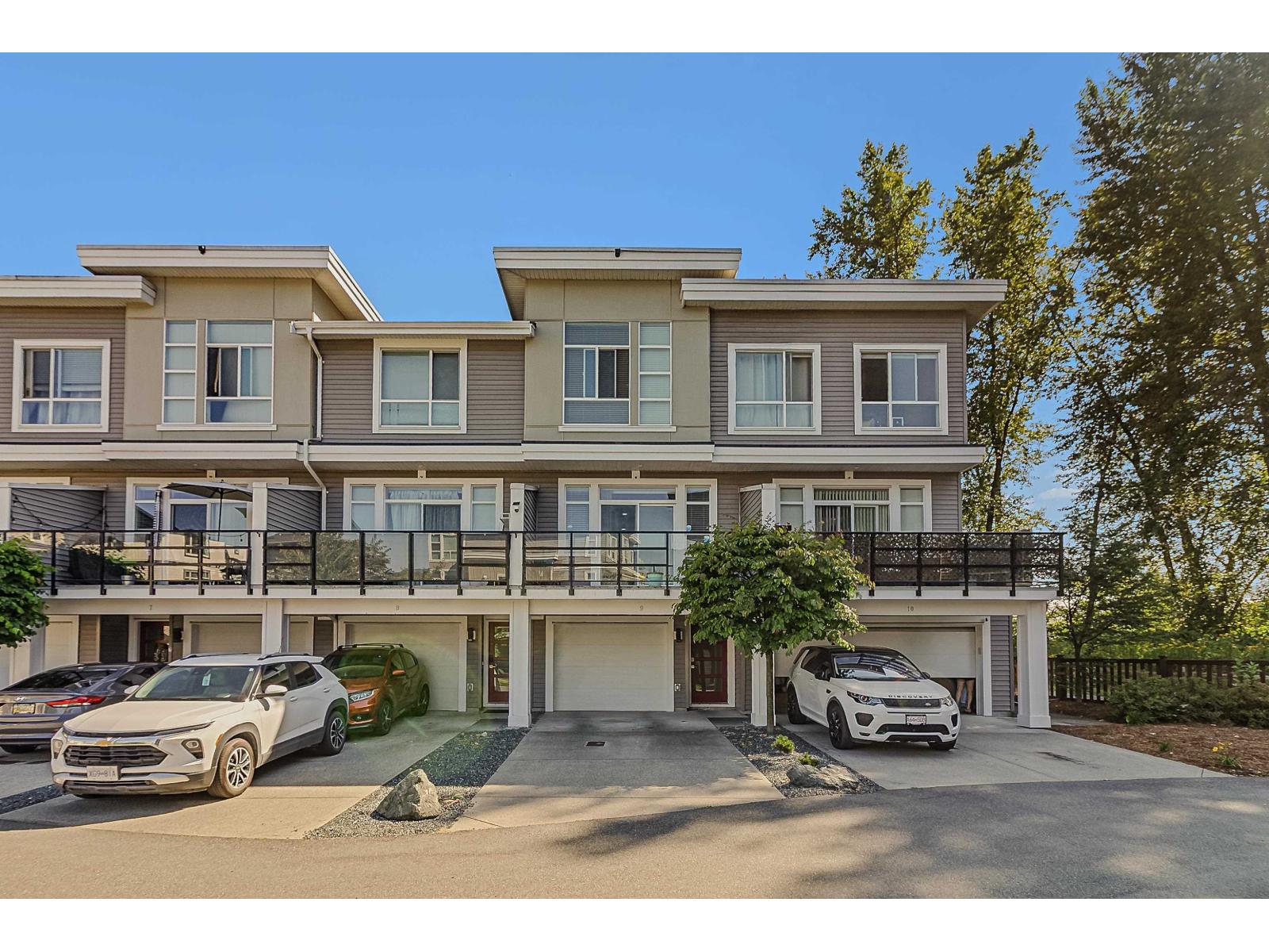 9 8413 MIDTOWN WAY|Chilliwack Proper South