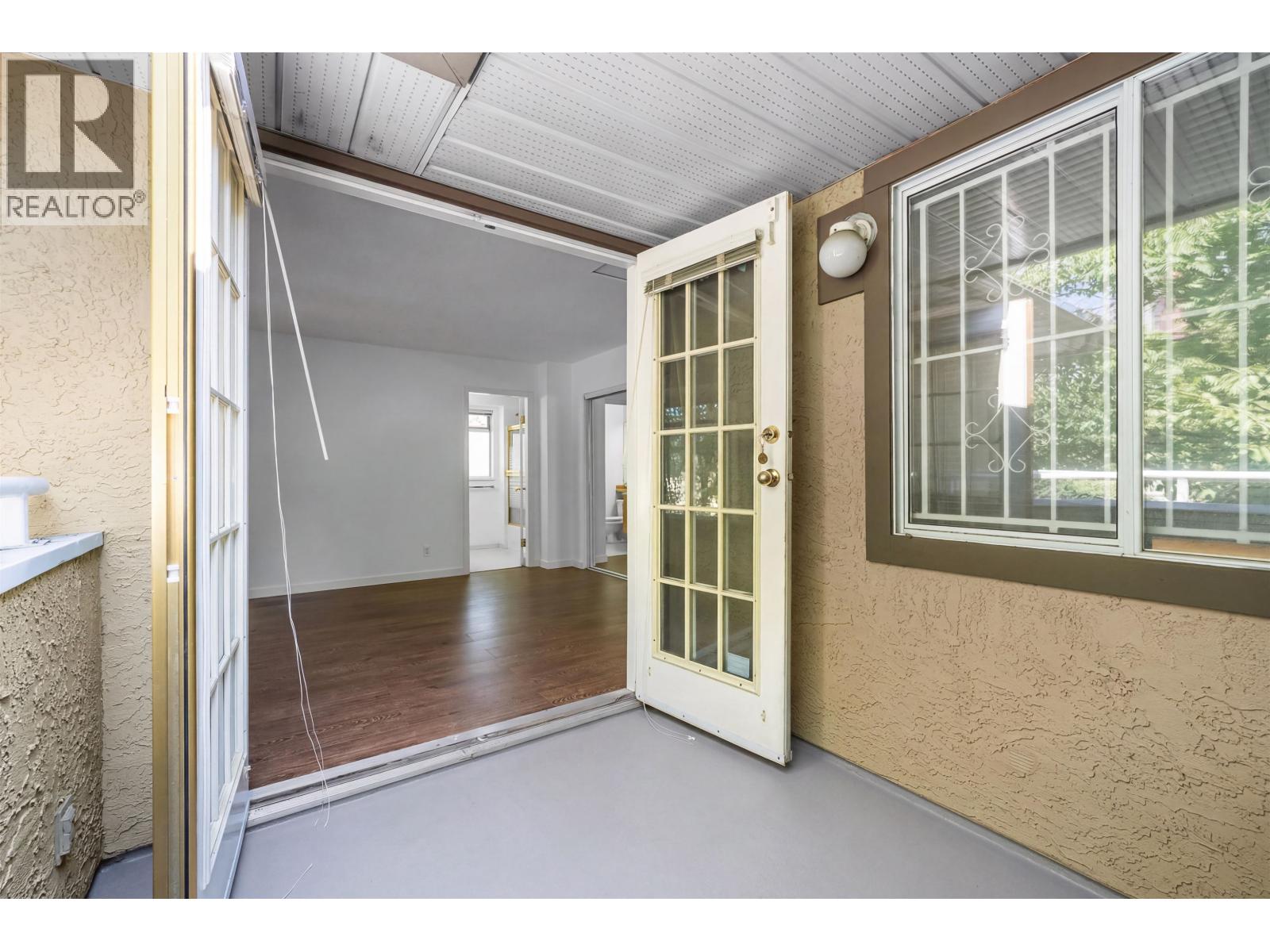 56 7188 EDMONDS STREET — photo 24