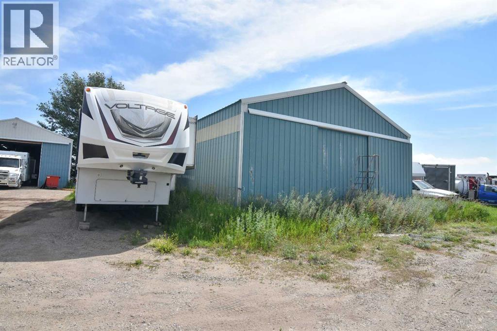 241053 Highway 24, Rural Wheatland County, Alberta  T1P 0W9 - Photo 20 - A2330607