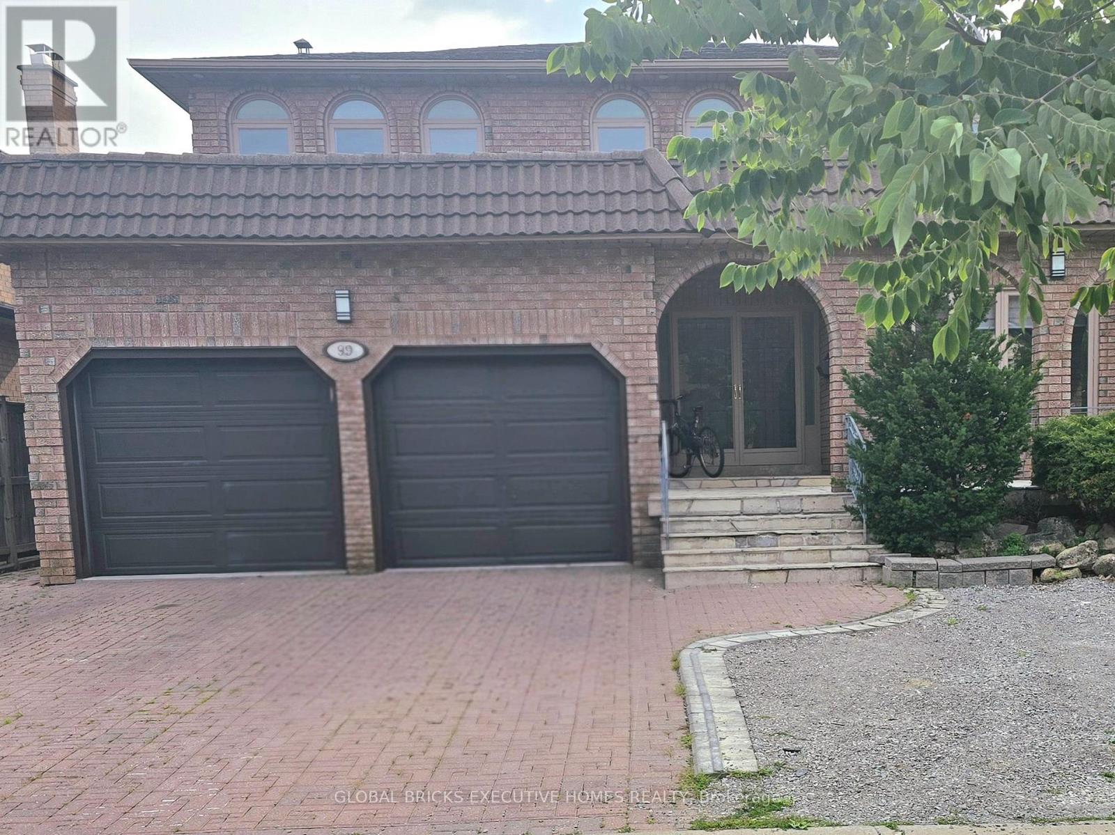 99 BENJAMIN DRIVE, Vaughan, Ontario