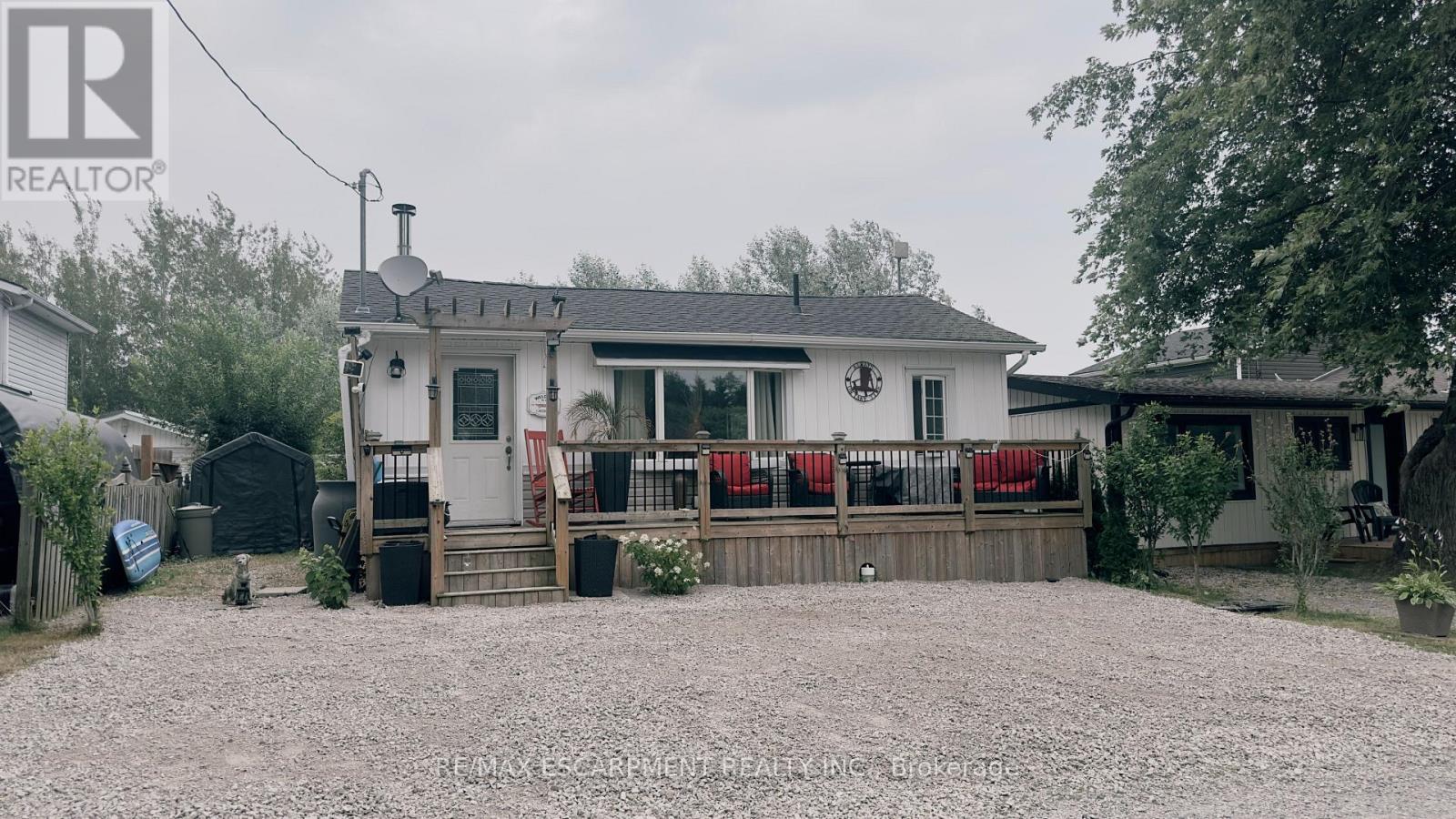 18 WESTMORELAND LANE, Haldimand, Ontario