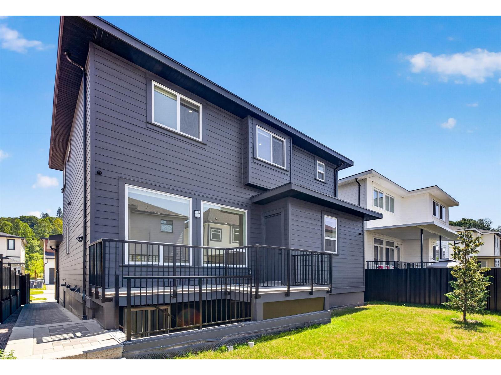 10627 124a Street, Surrey, British Columbia  V3V 0E2 - Photo 4 - R3147764