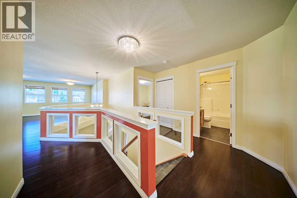 62 Crestmont Drive Sw, Calgary, Alberta  T3B 5X7 - Photo 27 - A2328686