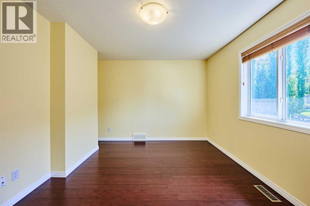 62 Crestmont Drive Sw, Calgary, Alberta  T3B 5X7 - Photo 36 - A2328686